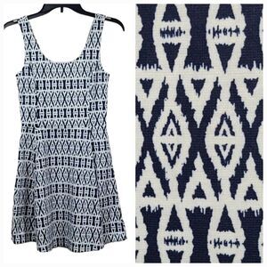 H&M Divided Blue White Tribal Print Skater Dress Stretch Sleeveless Tank Knee 6